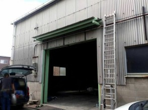 富⽥林市若松町５丁⽬倉庫