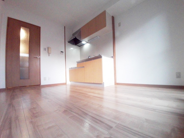 ルミエールコートの洋室