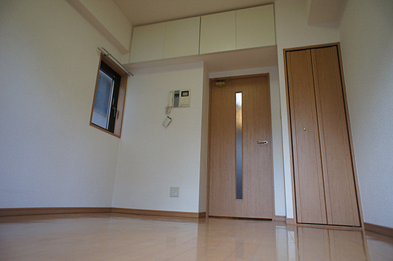 エステムコート神戸県庁前2の居間・リビング