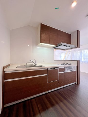 横浜市金沢区東朝比奈一丁目戸建のキッチン