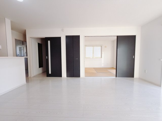 【中古戸建】前橋市川原町2丁目の和室|■1階和室｜和室でしか味わえない畳ならではの香りや素材で和のやすらぎを感じてください♪休日はお子様とお昼寝するのにも最適です！