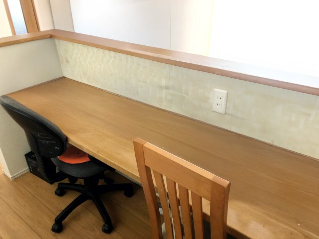 太田市西新町（専任・中古）の内装|お子様の勉強スペースや作業スペースとしても♪