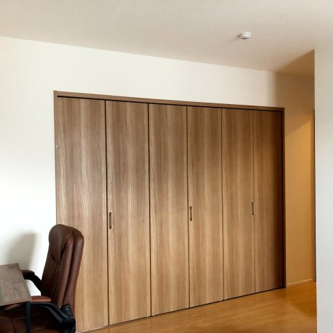 太田市西新町（専任・中古）の収納|ご家族の衣類もスッキリ片付きます◎