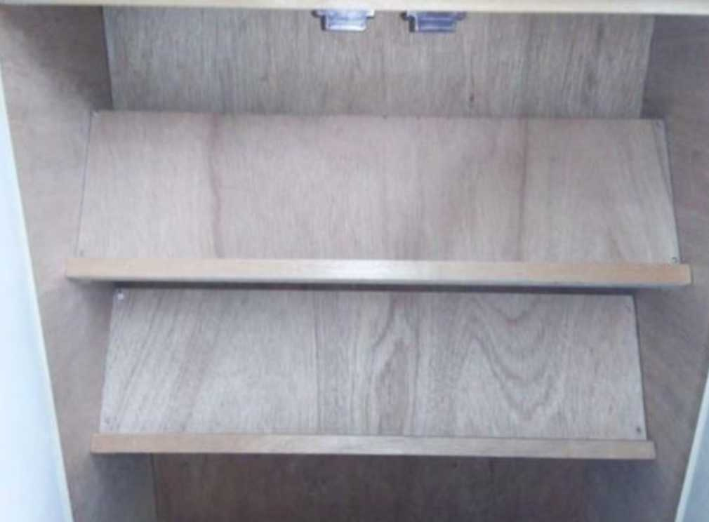 ガーデンハウス三軒茶屋　女性限定　陽当たり良好　バストイレ別の収納