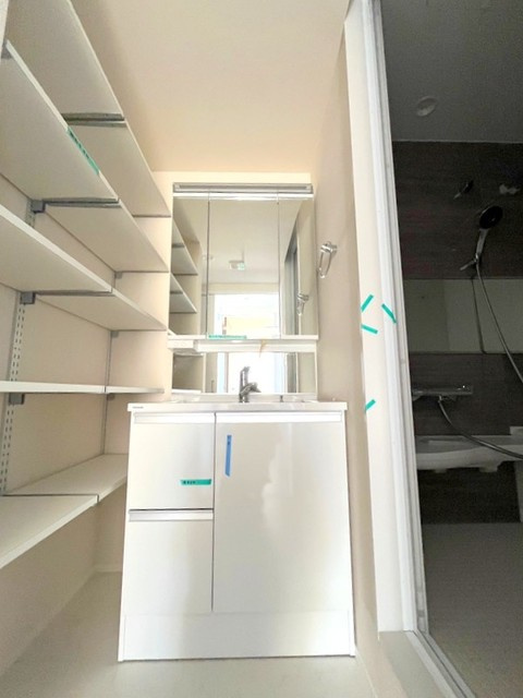 ディアコート船橋の洗面所|★3面鏡の洗面台★