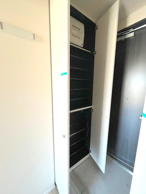 ディアコート船橋の玄関|★シューズBOX★