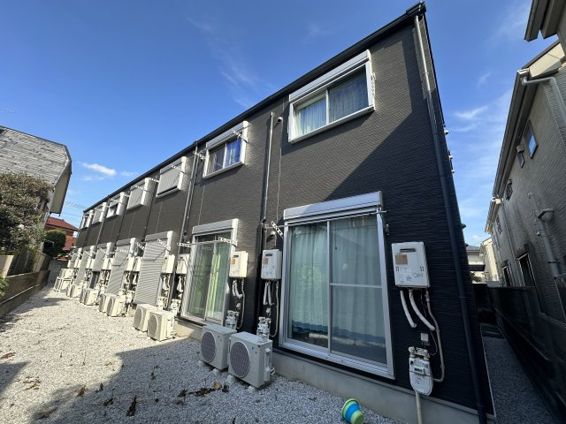 調布市若葉町１丁目のアパート