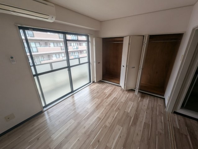 エクシードプラザ豊中の居間・リビング