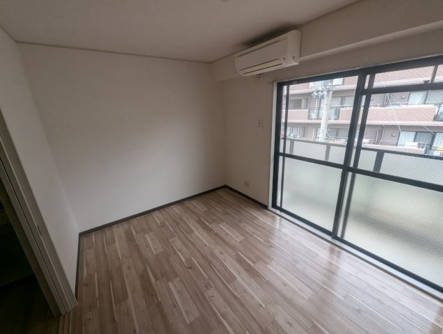 エクシードプラザ豊中の居間・リビング