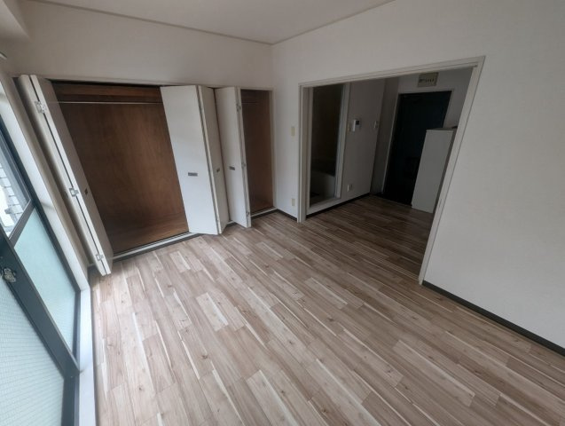 エクシードプラザ豊中の居間・リビング