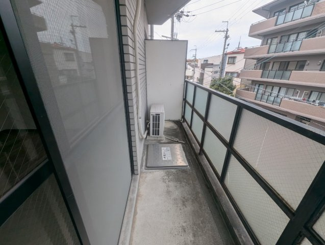 エクシードプラザ豊中のバルコニー