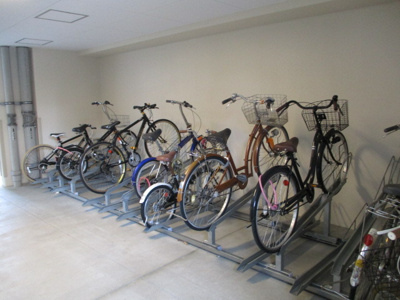 【その他】 | ララプレイス新大阪シエスタ | 敷地内自転車置き場です