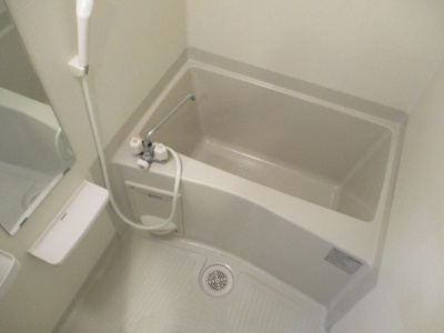 【浴室】 | ララプレイス新大阪シエスタ | お風呂に浸かって疲れを癒してくださいね