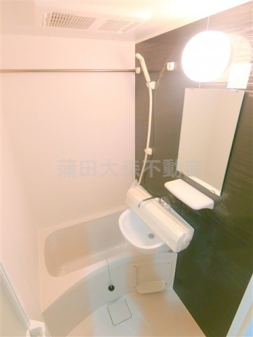 ウェルシー蒲田の浴室|浴室乾燥機