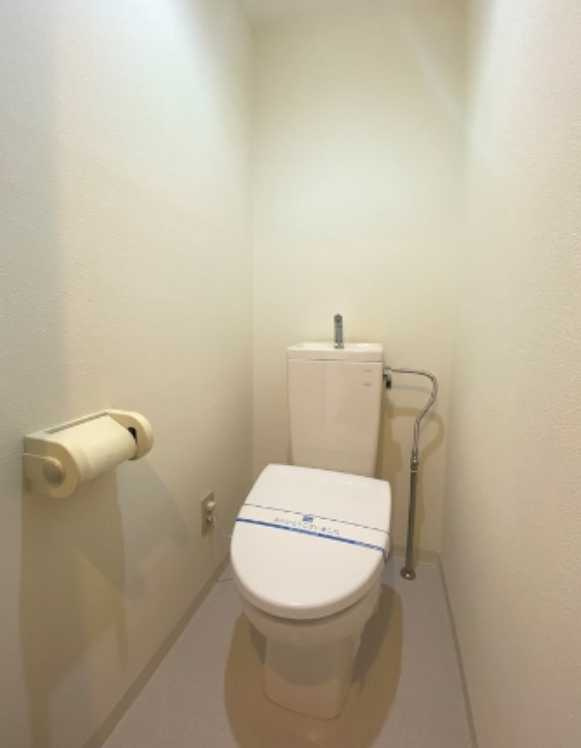 セレステ三軒茶屋　ネット無料　独立洗面台　オートロックのトイレ