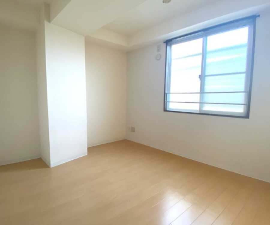 セレステ三軒茶屋　ネット無料　独立洗面台　オートロックの居間・リビング