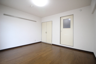 【洋室】 | セントフォレスト下中野A棟