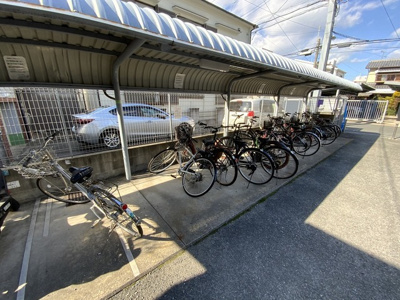 【駐車場】 | Ａｒｔ２１ | 屋根付きの駐輪場です。