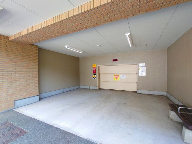 アールヴェール文京大塚公園の駐車場