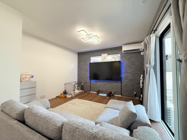 神戸市西区伊川谷町有瀬　戸建の居間・リビング