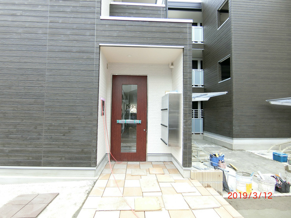 リブリ昭和園のエントランス