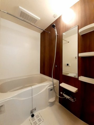 【浴室】 | セイクリッド | 落ち着いた空間のお風呂です