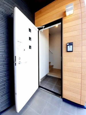 【玄関】 | ボンシャンス | 落ち着いた玄関です