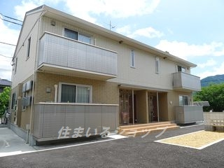 広島市安佐北区亀山１丁目のアパートの外観