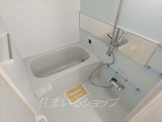 広島市安佐北区亀山１丁目のアパートの浴室|追い焚きあり