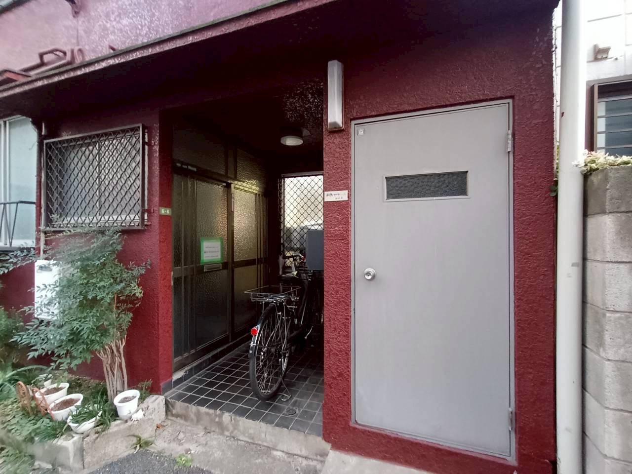 【エントランス】