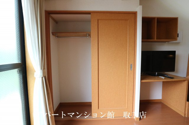 レオパレスISLANDの収納