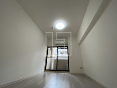 【寝室】 | ミア・カーサあわざ | ミア・カーサあわざ　洋室