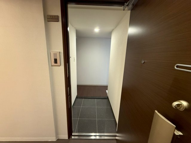 プレミアムコート葵|名古屋市の賃貸ならMy賃貸の玄関|プレミアムコート葵