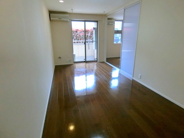 メゾン　クリスティーネの居間・リビング|★リビングダイニング13帖★