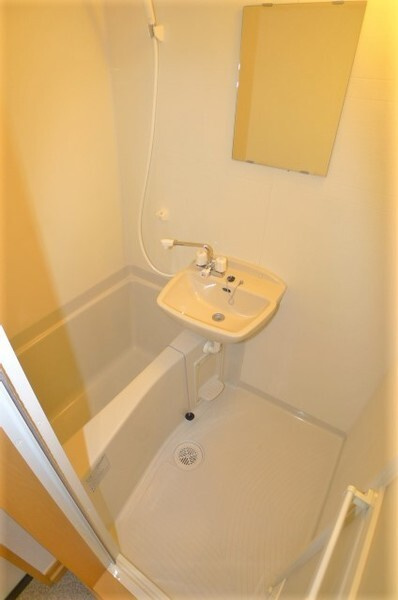 ファインビレッジ朝志ヶ丘の浴室