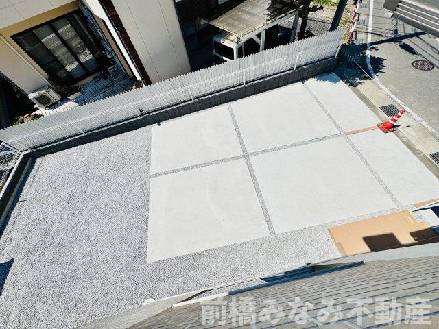 前橋市青柳町第３　１号棟(全２棟)　リーブルガーデン　新築建売分譲の駐車場|車をお持ちの方に嬉しい駐車場付きの物件です