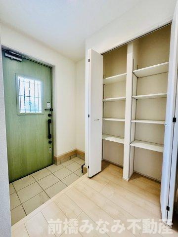 前橋市富士見町小沢　４号棟(全４棟)　リーブルガーデン　新築建売分譲の玄関|玄関です