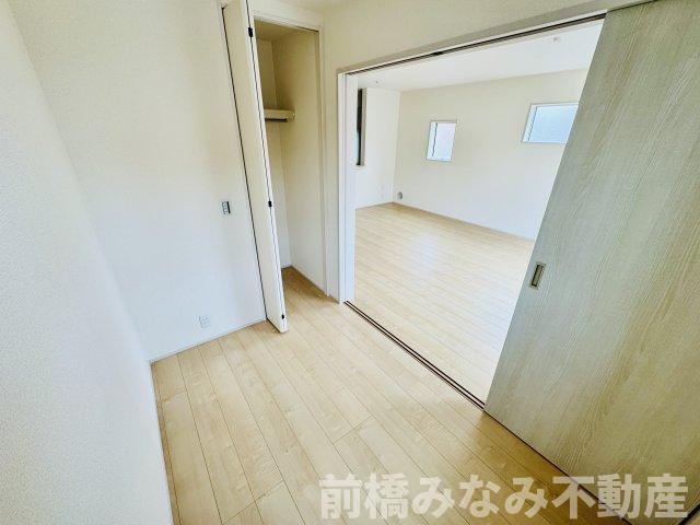 前橋市富士見町小沢　４号棟(全４棟)　リーブルガーデン　新築建売分譲の洋室|個人の部屋や寝室として使える洋室です