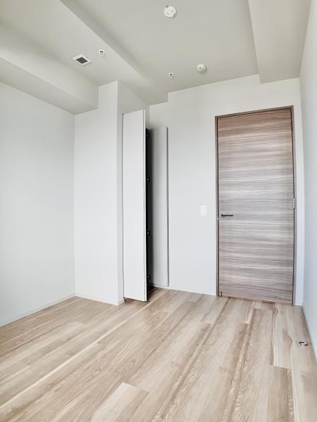 プラウドタワー東池袋ステーションアリーナの居間・リビング