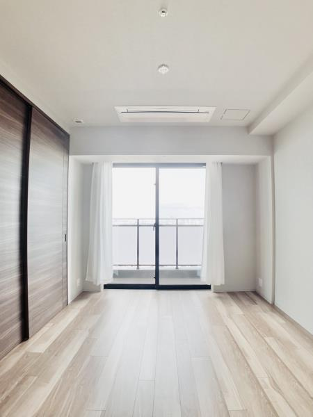 プラウドタワー東池袋ステーションアリーナの居間・リビング