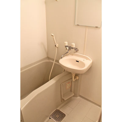 第13花園ビルの内装