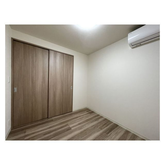 プレサンスブルーム浅草Northの洋室