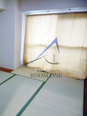 上野ロイヤルハイツ