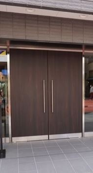 プレシス浅草雷門のエントランス