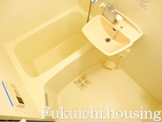 ＨＦ明大前レジデンスの浴室