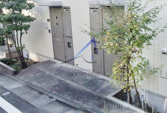 ジュネス目黒のエントランス|エントランスです。