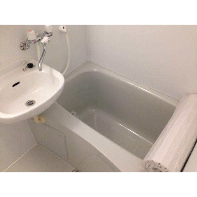 チャーリーズハウス根岸公園の洗面所