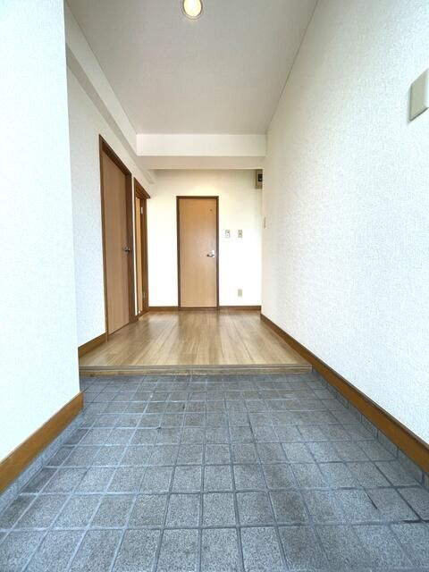 エスキューブの玄関