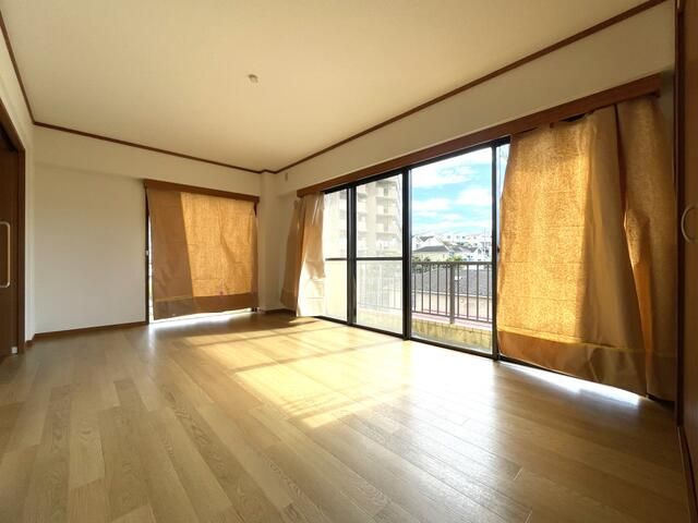 エスキューブの居間・リビング