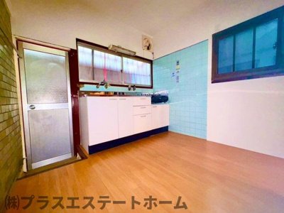 【居間・リビング】 | 上池田1丁目